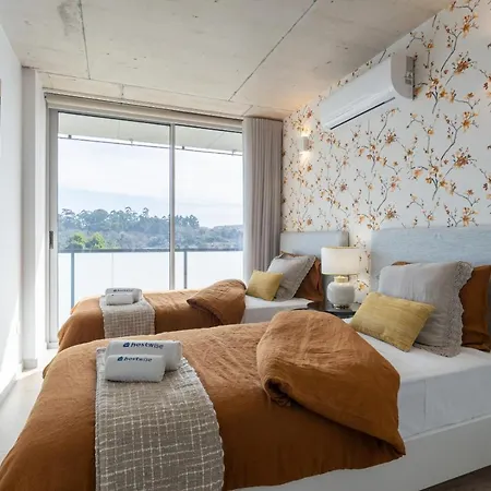 Host Wise - Luxurious Impressive - Balcony And Pool Apartament *