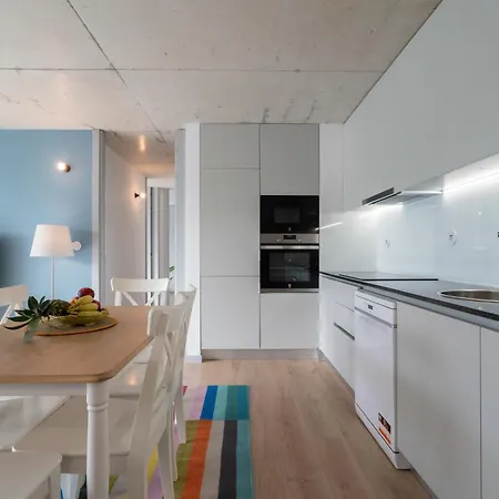 Host Wise - Luxurious Impressive - Balcony And Pool *