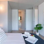 Host Wise - Luxurious Impressive - Balcony And Pool
