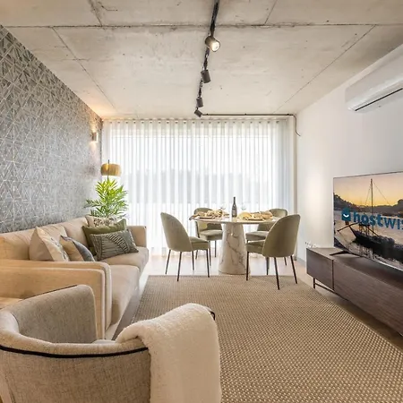 Host Wise - Luxurious Impressive - Balcony And Pool * Vila Nova de Gaia
