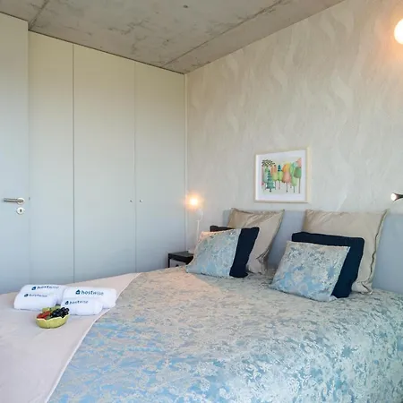 Apartament Host Wise - Luxurious Impressive - Balcony And Pool *