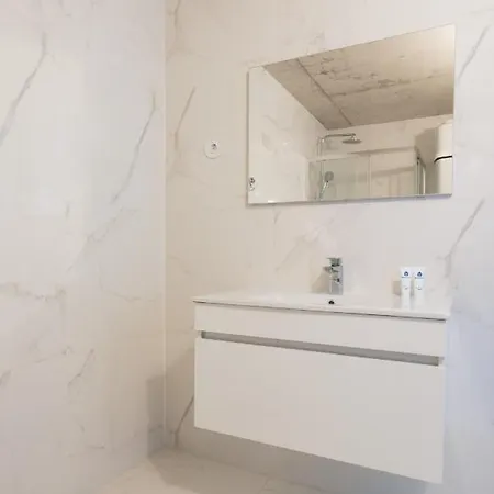 Host Wise - Luxurious Impressive - Balcony And Pool וילה נובה דה גאיה