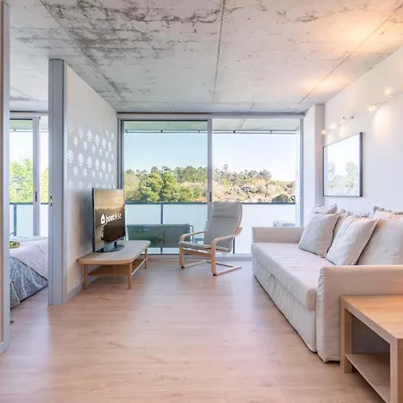 Host Wise - Luxurious Impressive - Balcony And Pool *