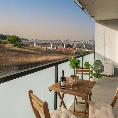 Host Wise - Luxurious Impressive - Balcony And Pool *