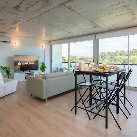 Host Wise - Luxurious Impressive - Balcony And Pool *