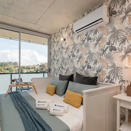 Host Wise - Luxurious Impressive - Balcony And Pool Vila Nova de Gaia
