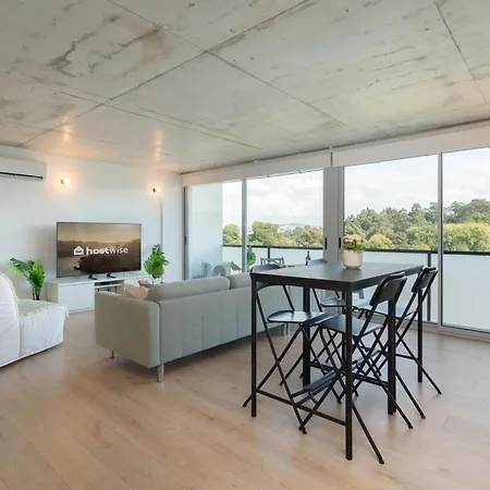 Host Wise - Luxurious Impressive - Balcony And Pool