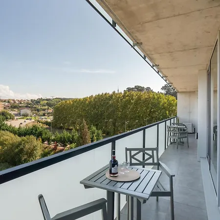 Host Wise - Luxurious Impressive - Balcony And Pool *