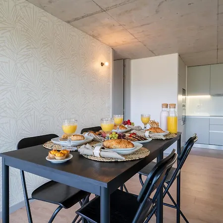 Host Wise - Luxurious Impressive - Balcony And Pool Apartment Vila Nova de Gaia