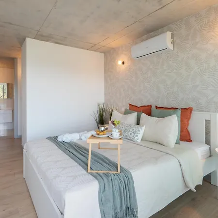 Host Wise - Luxurious Impressive - Balcony And Pool Apartman