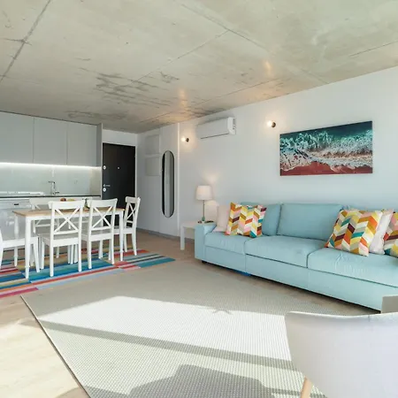 Host Wise - Luxurious Impressive - Balcony And Pool Apartment Vila Nova de Gaia