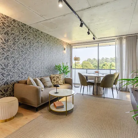Host Wise - Luxurious Impressive - Balcony&pool * Vila Nova de Gaia