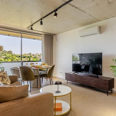 Host Wise - Luxurious Impressive - Balcony And Pool فيلا نوفا دي غايا