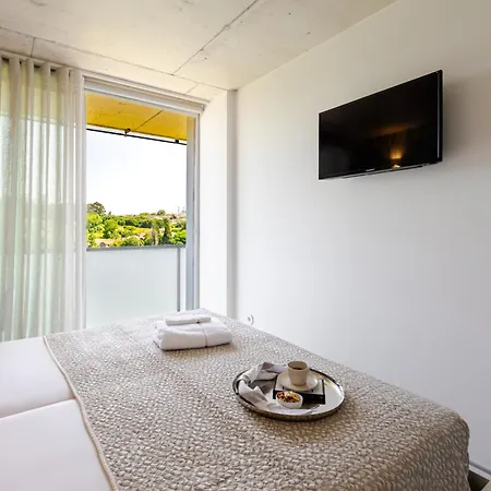 Host Wise - Luxurious Impressive - Balcony And Pool شقة