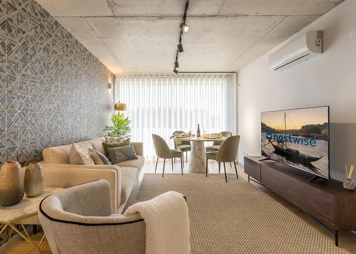 Host Wise - Luxurious Impressive - Balcony And Pool * فيلا نوفا دي غايا