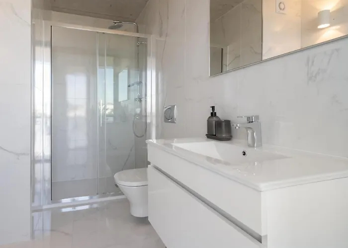 Host Wise - Luxurious Impressive - Balcony And Pool Vila Nova de Gaia