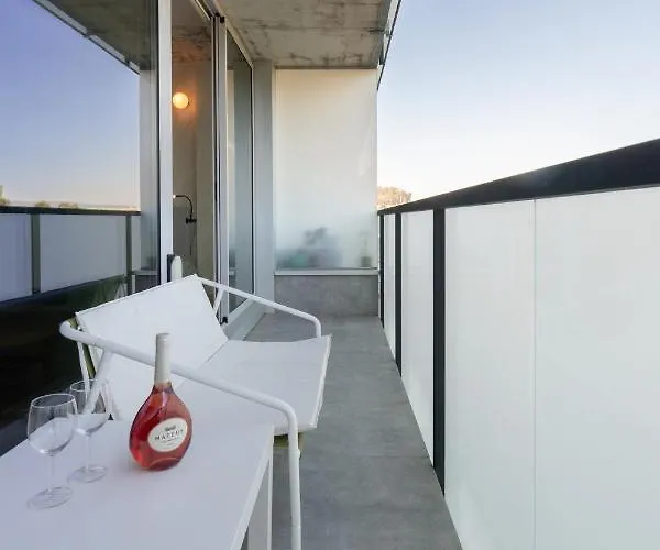 Host Wise - Luxurious Impressive - Balcony And Pool شقة